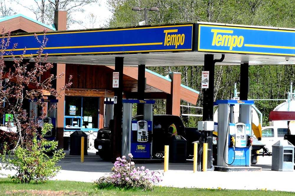 Kitsumkalum Tempo Gas Bar